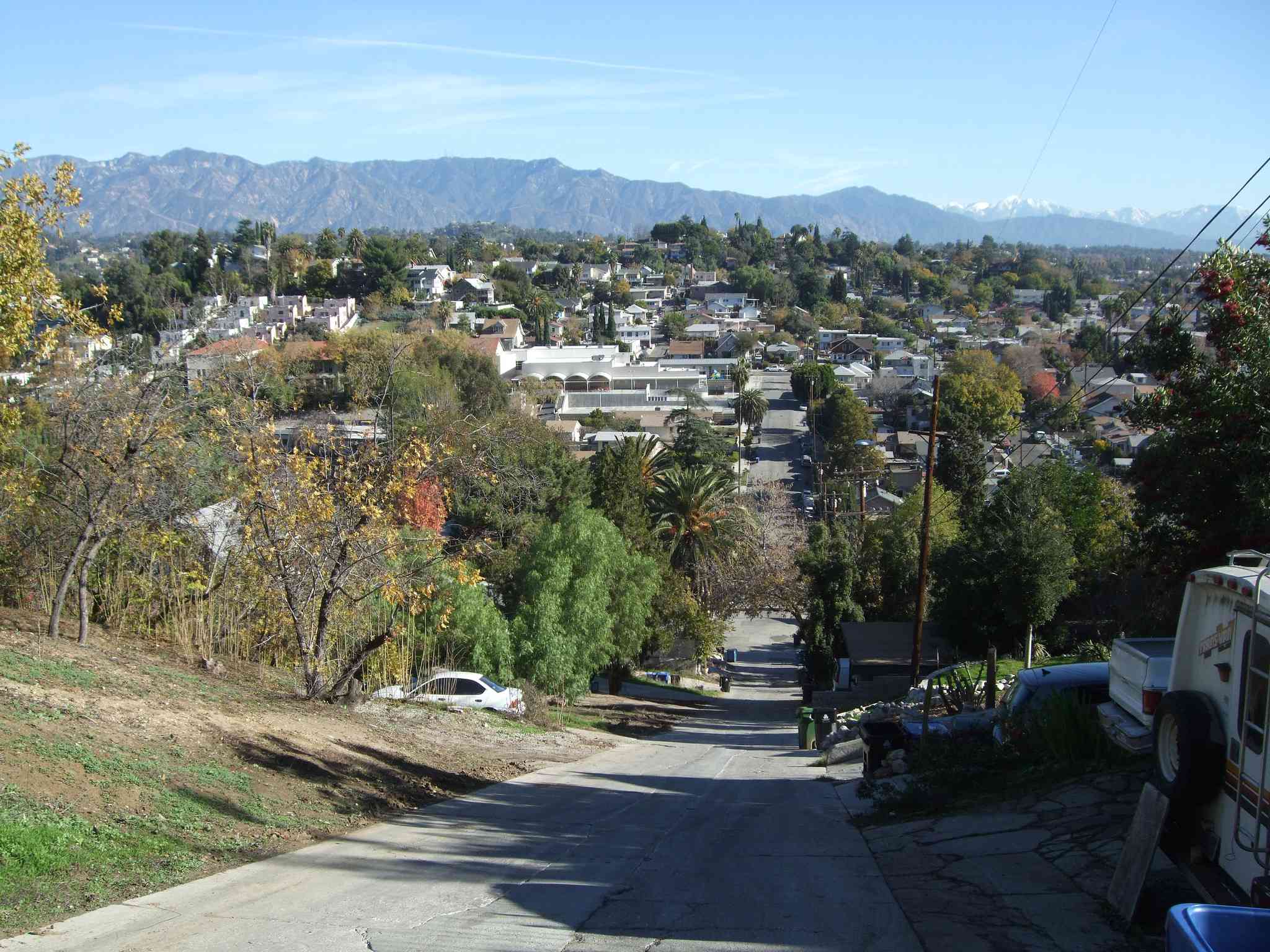 Vista de la calle Eldred, la más empinada de Los Ángeles
