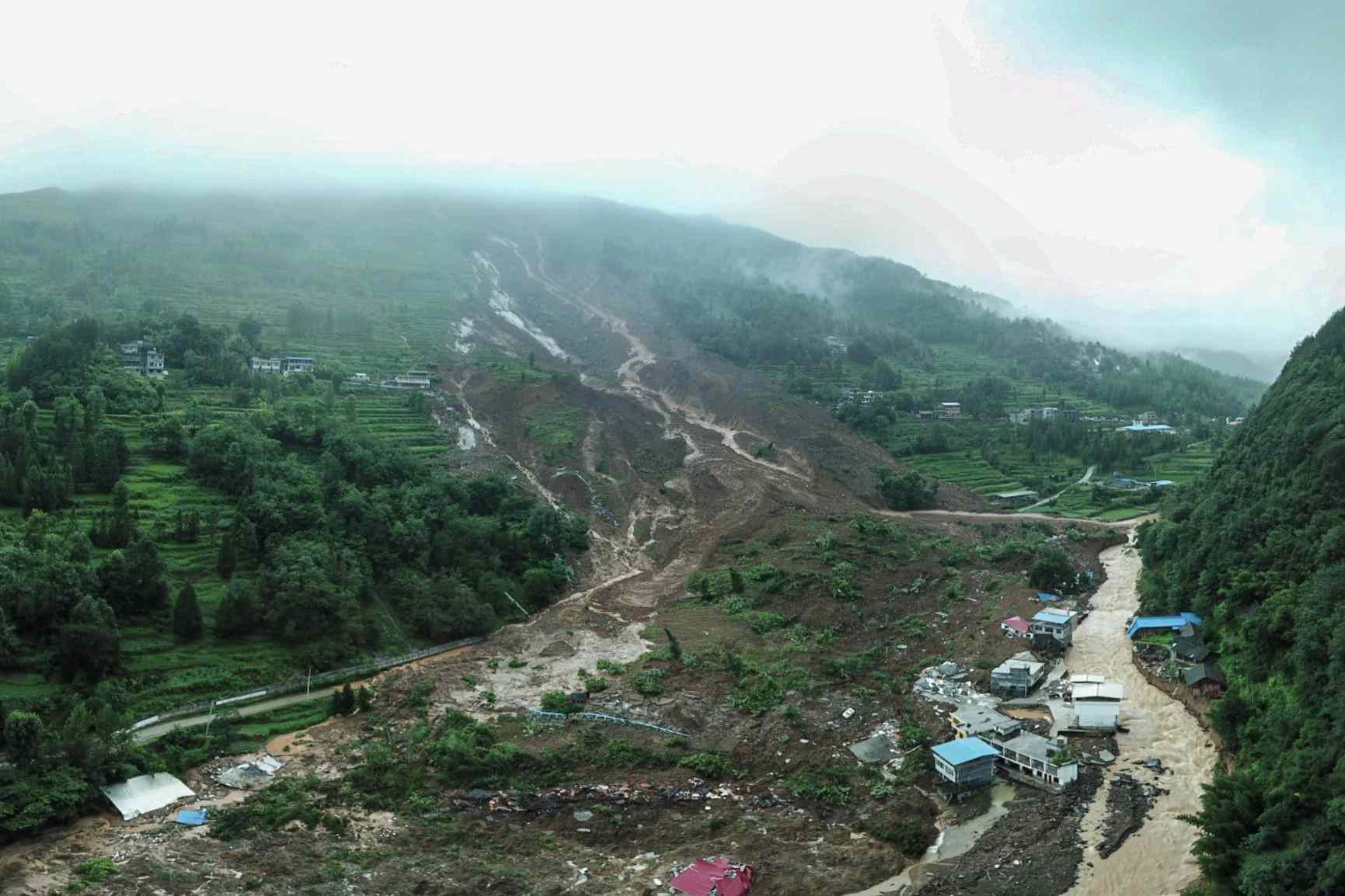 Deslizamiento de tierra en Guizhou, China