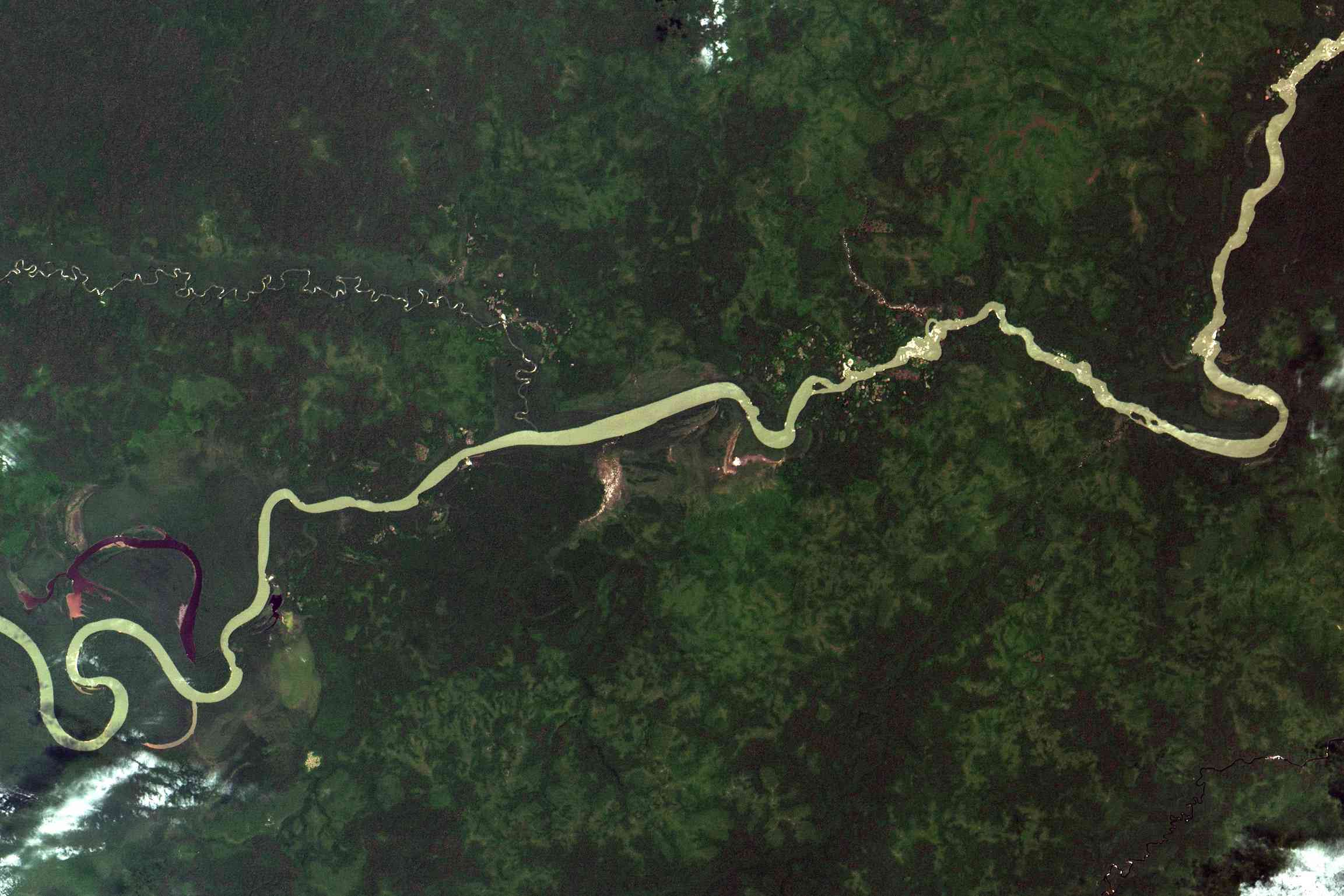 Vista de satélite del río Amazonas