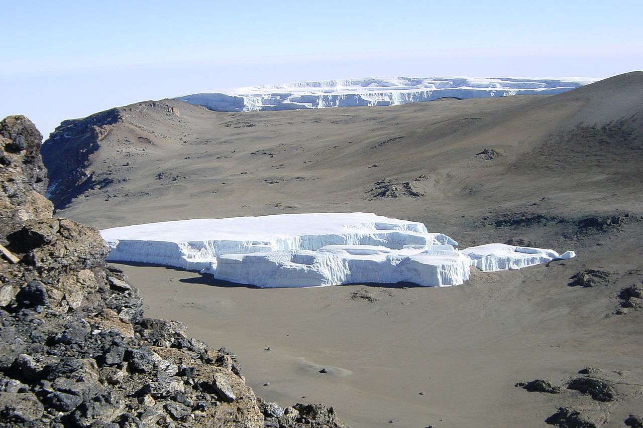 Glaciar Furtwängler en la cima del monte Kilimanjaro