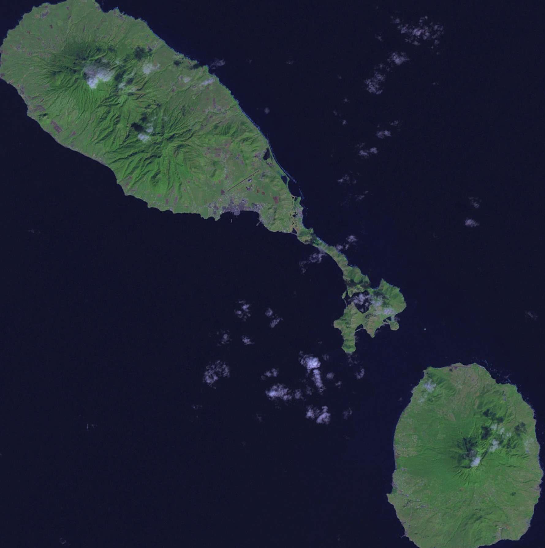 Vista aérea de las islas San Cristóbal y Nieves, con forma de bate y pelota