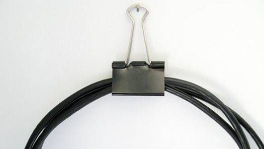 clip para guardar cables