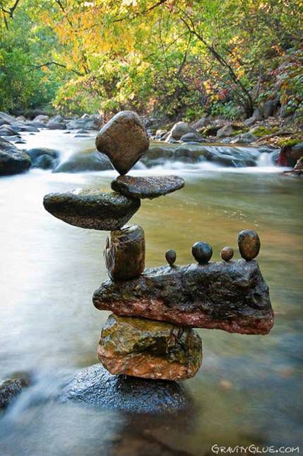 Piedras equilibradas Wabi sabi