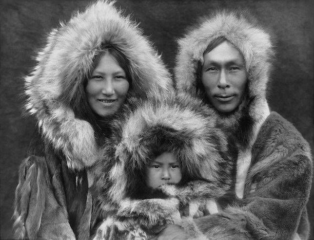 eskimo-family