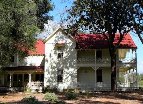 Casa de rancho renovada de la década de 1800 en la Bodega del Rancho Halter