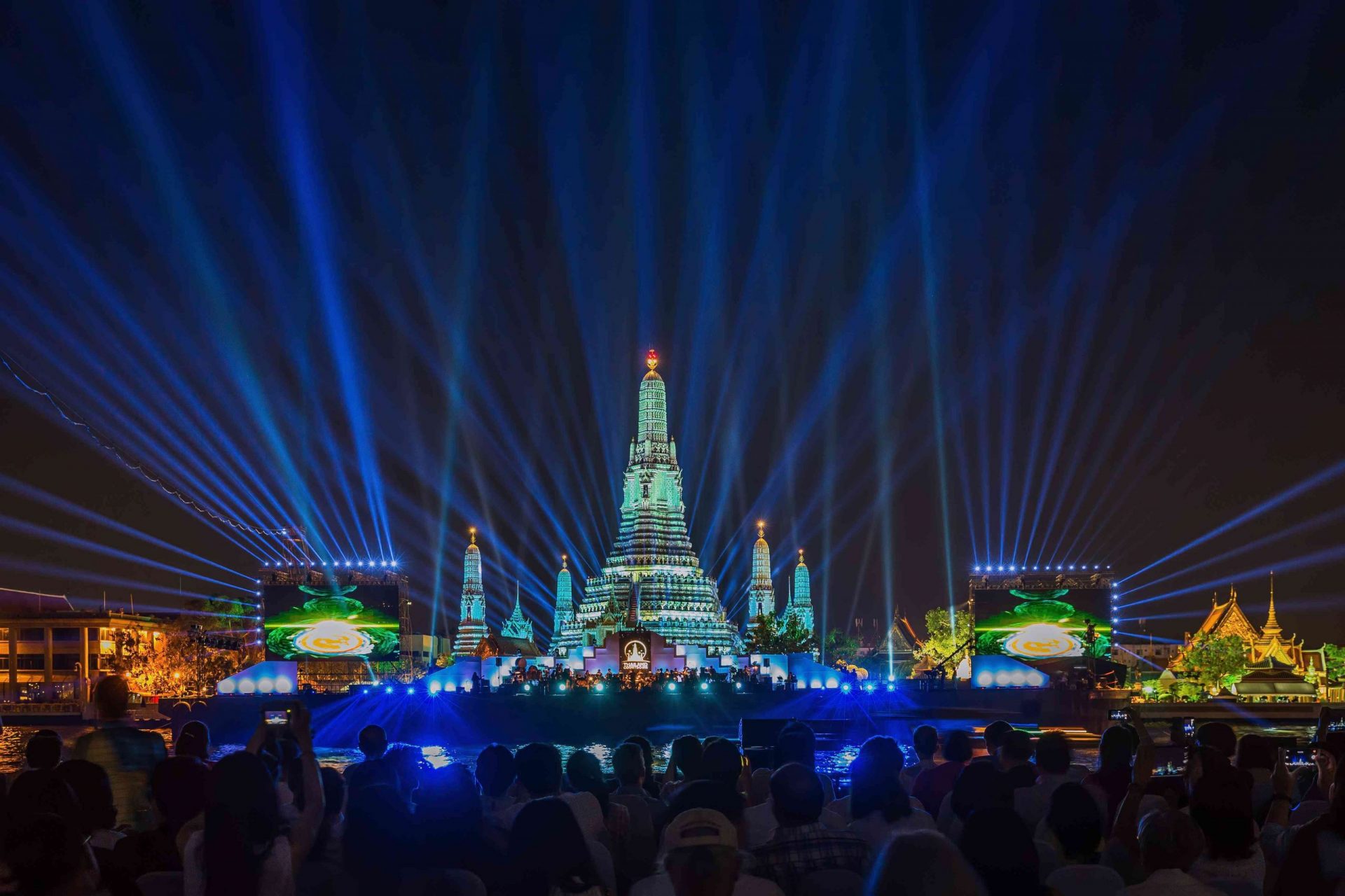 Wat Arun de noche, Bangkok, Tailandia